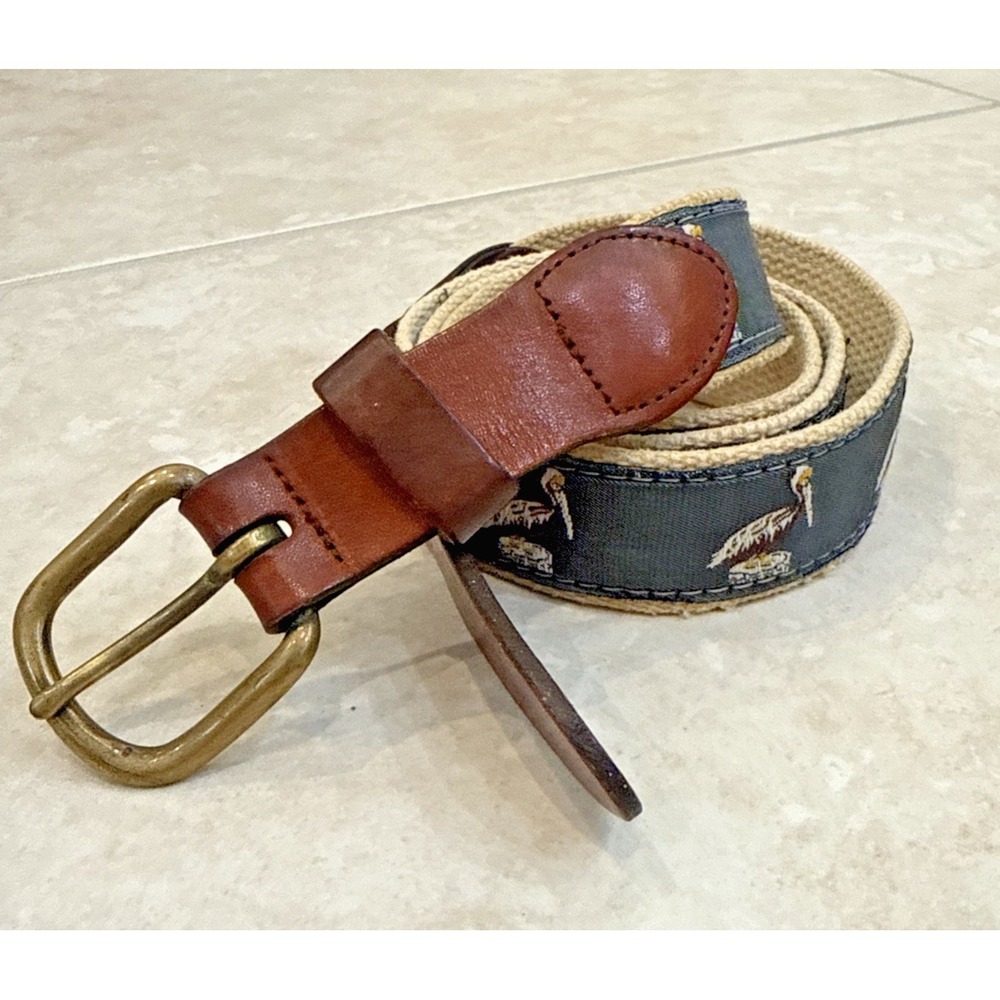 Leatherman Ltd Essex CT Pelican Belt Size 42 Needlepoint Ribbon Leather Brass